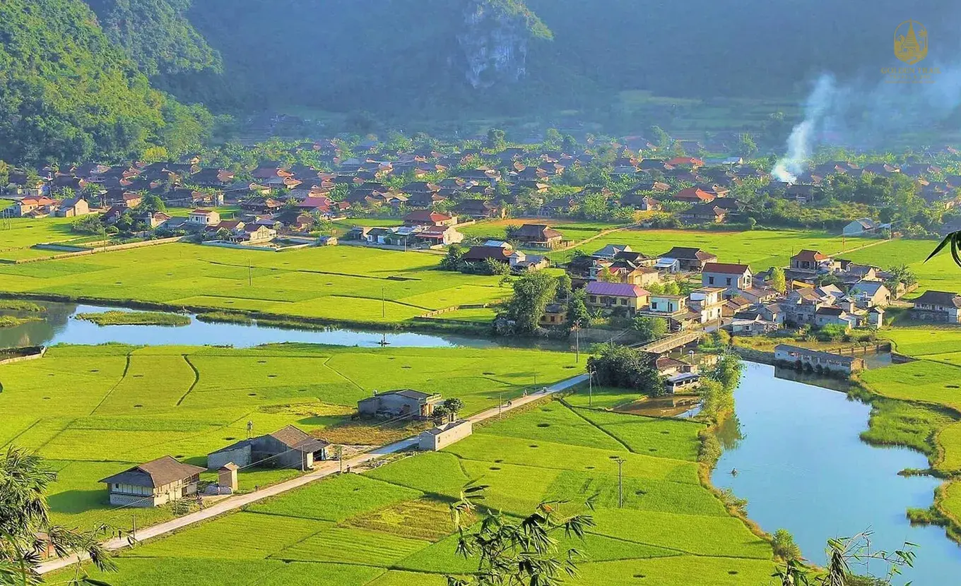 Tile-Making Village in Lang Son Attracts Visitors